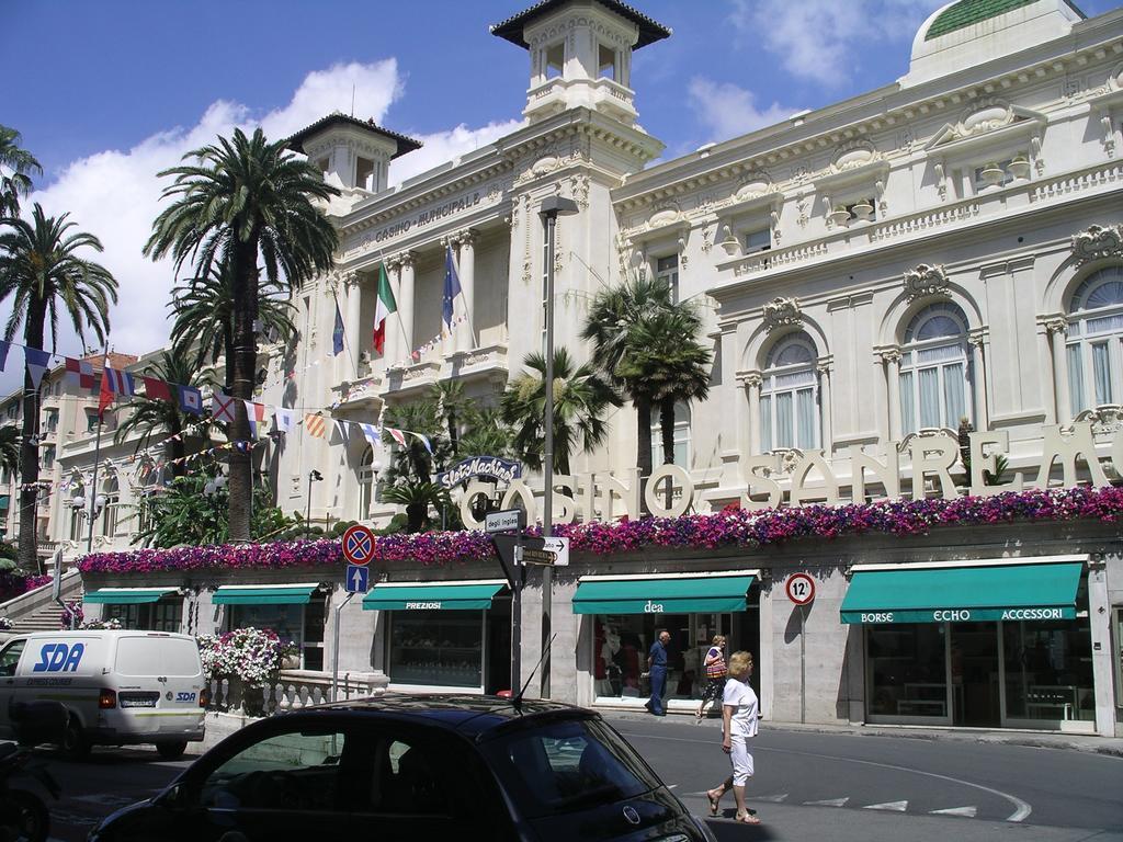 Villa Emma Ospedaletti Extérieur photo